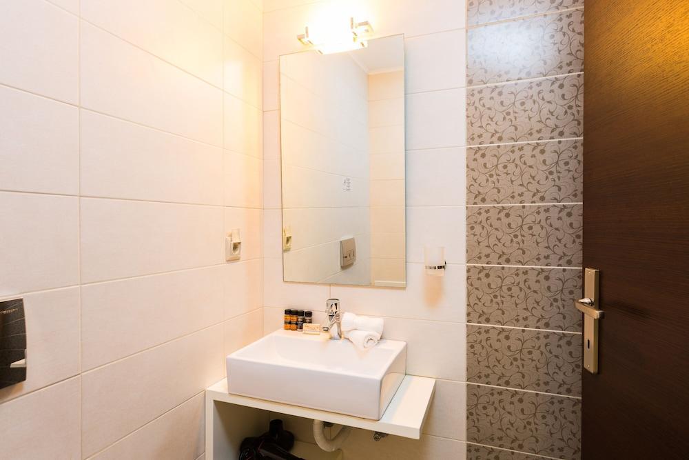 Pantheon Villas & Suites Vlikhadha Exterior photo