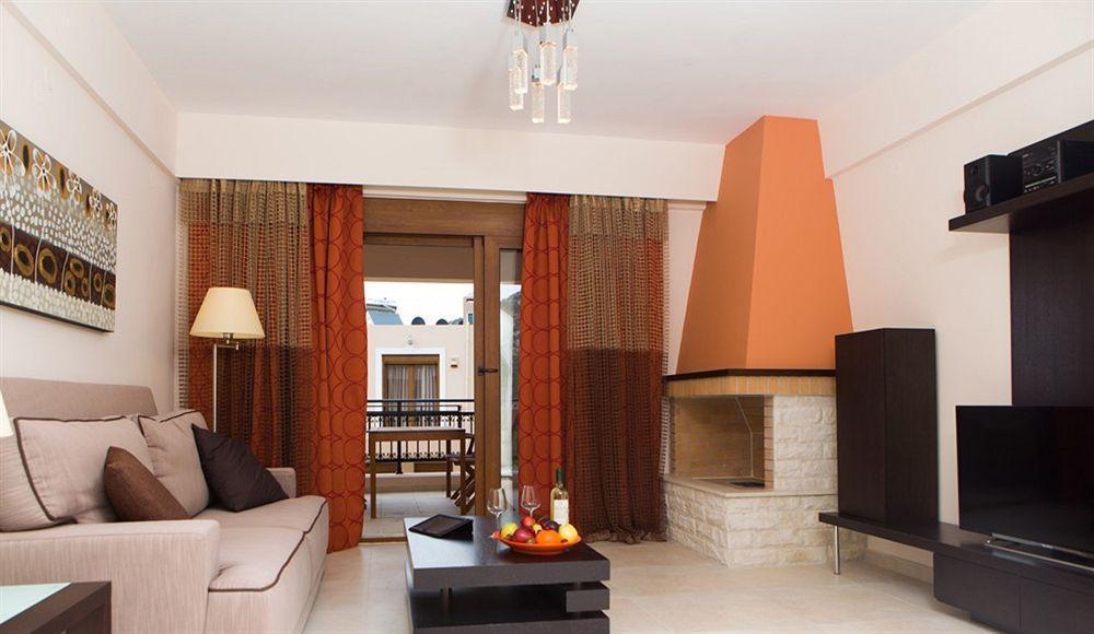 Pantheon Villas & Suites Vlikhadha Exterior photo