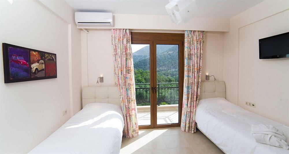 Pantheon Villas & Suites Vlikhadha Exterior photo